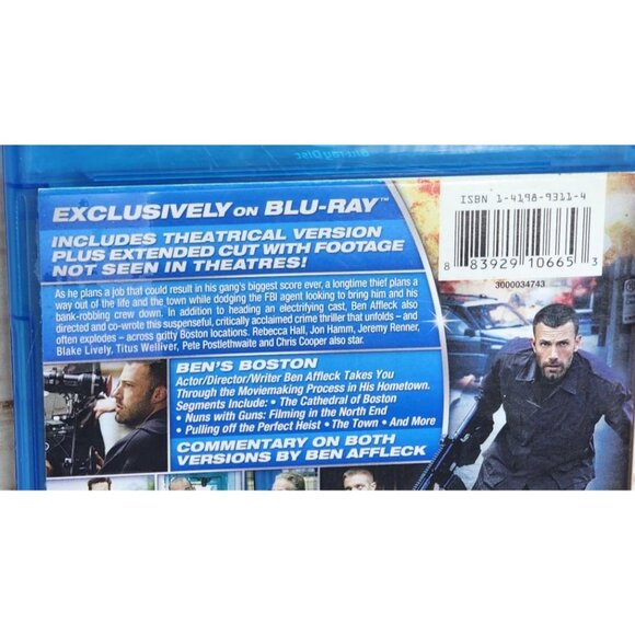 The Town Blu-Ray Extended Cut Featuring Ben Affleck Jeremy Renner & Rebecca Hall - Picture 4 of 7